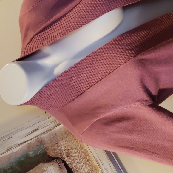 Premise Cardigan - Picture 3 of 8